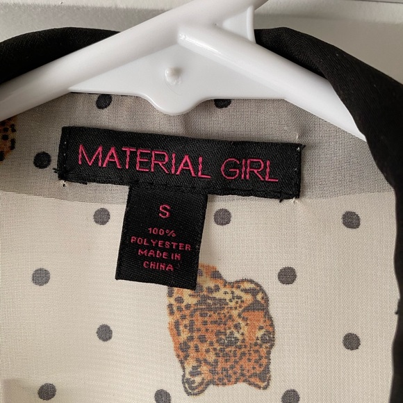 ~~Women top - Picture 3 of 4